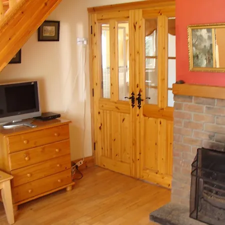 Holiday 4star Cordal Castleisland * Fairfield Bridge